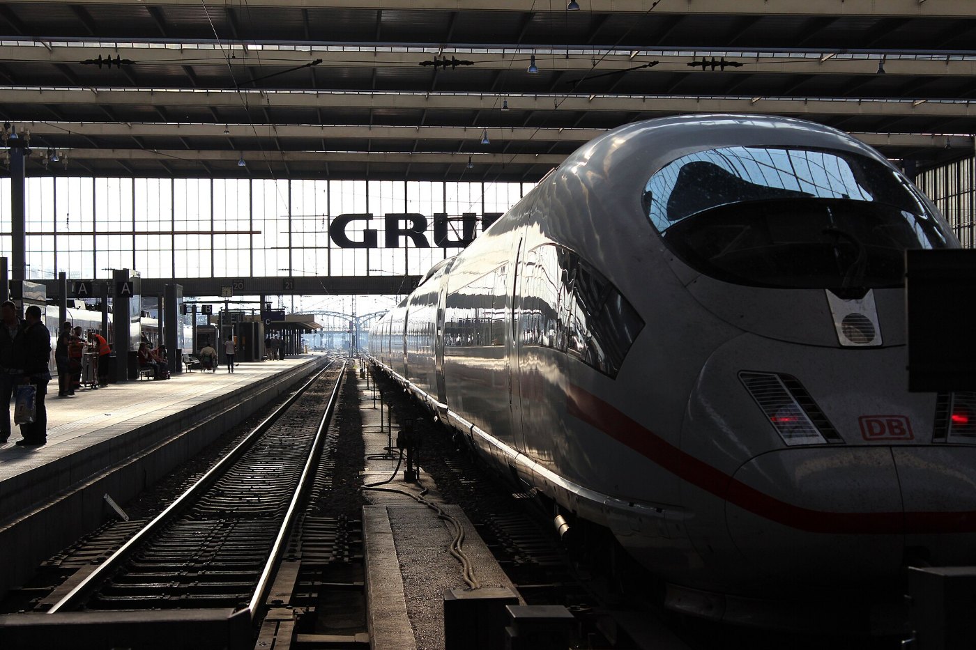 DB ICE 3 (DE) München Hbf 26.04.2014 ()
