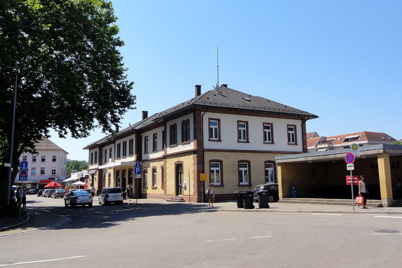 Bad Säckingen - Bahnhofsgebäude, Front 2012