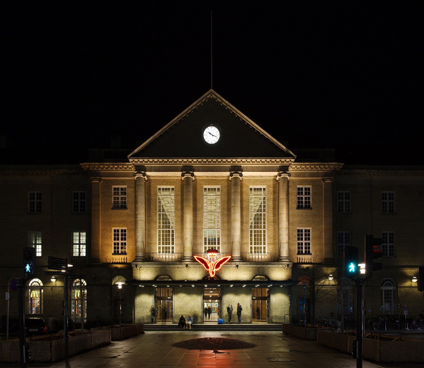 Aarhus Hovedbanegård aften