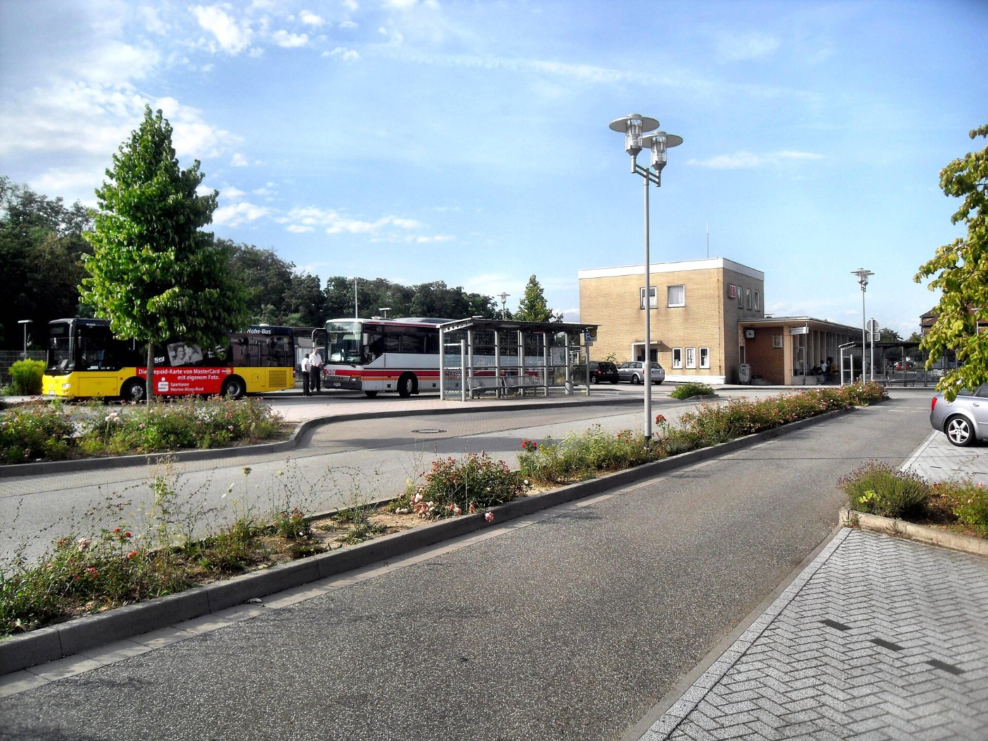 Alzey Busbahnhof von Bahnhofstraße aus 22.7.2009