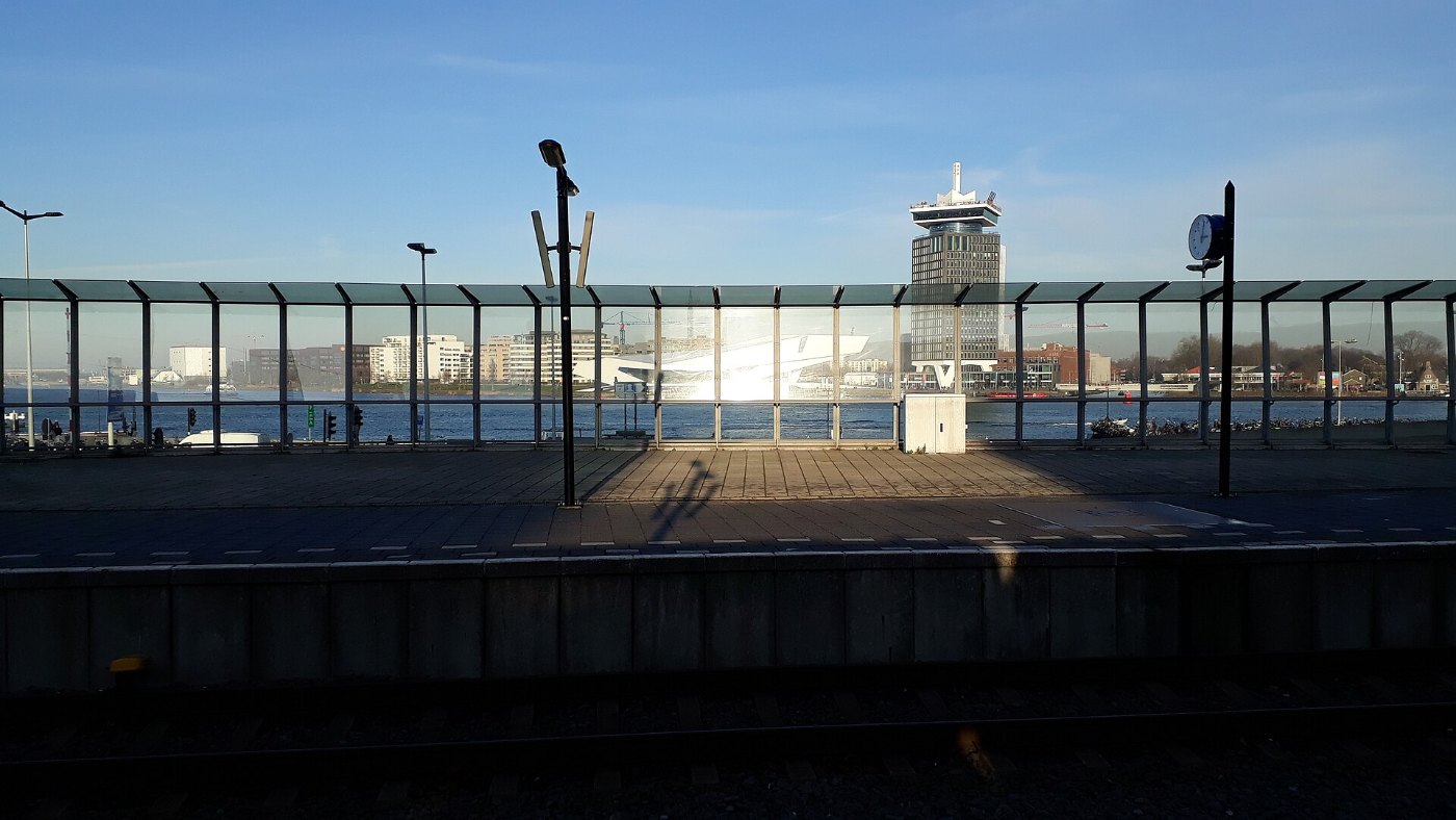 Amsterdam Centraal am 19.1.2019 01