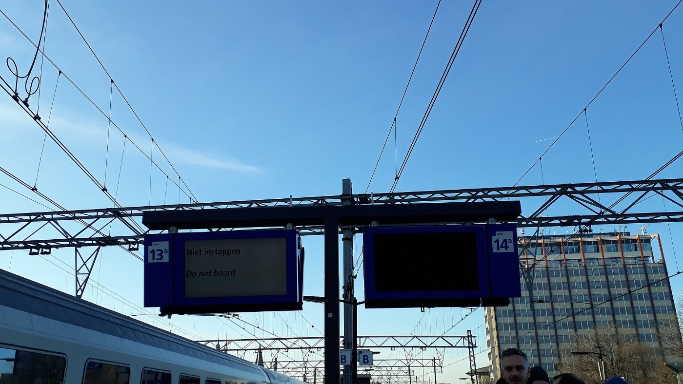 Amsterdam Centraal am 19.1.2019 04