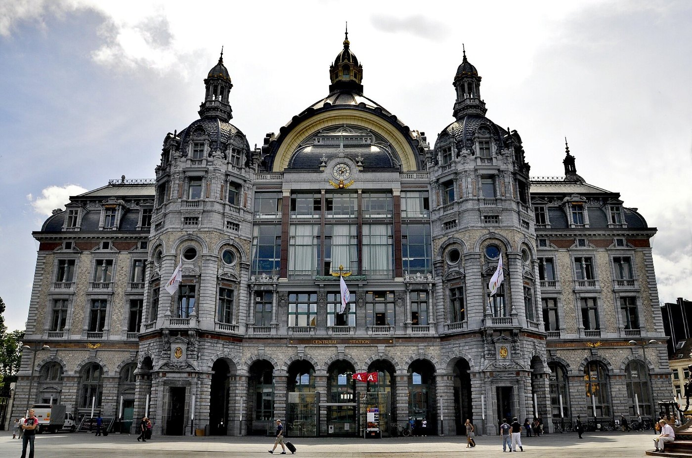 Antwerpen Centraal station 12 07 2010 14 04 17
