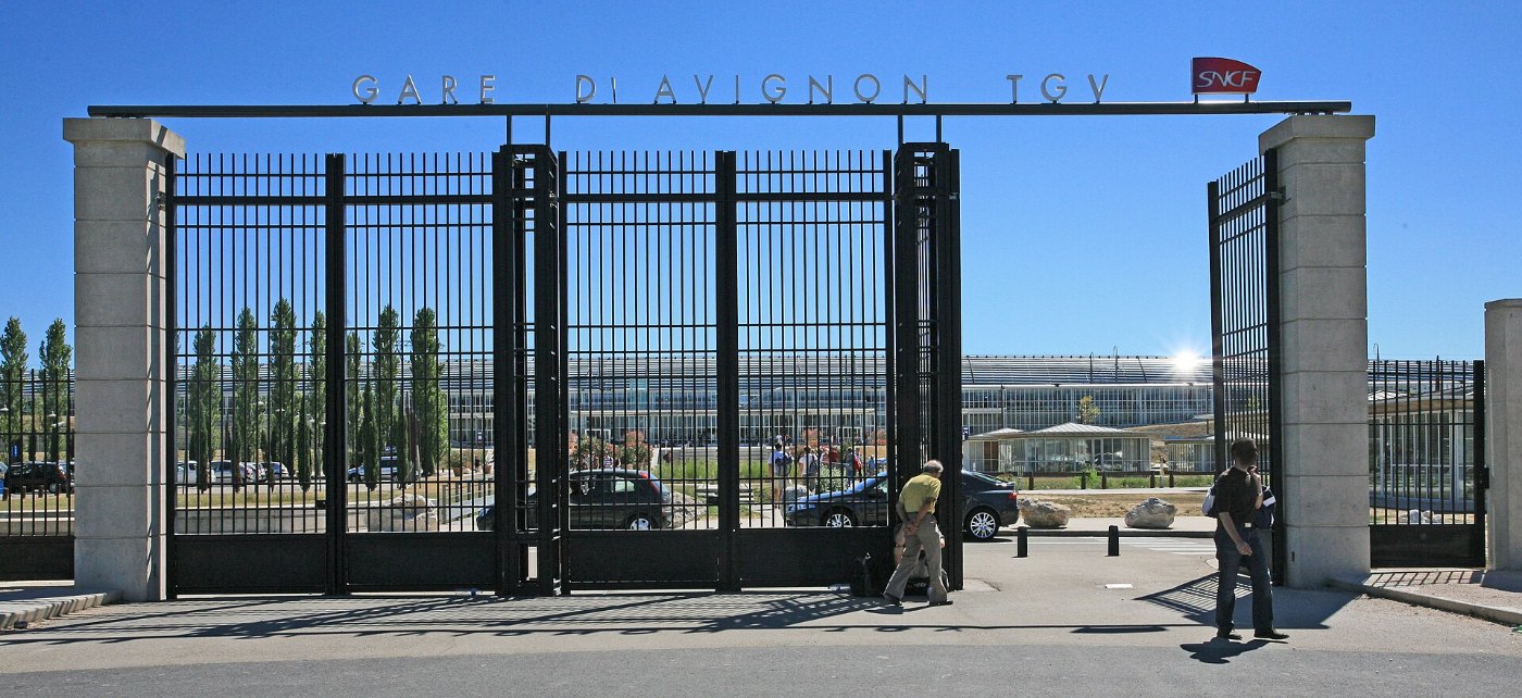 Avignon TGV entrée
