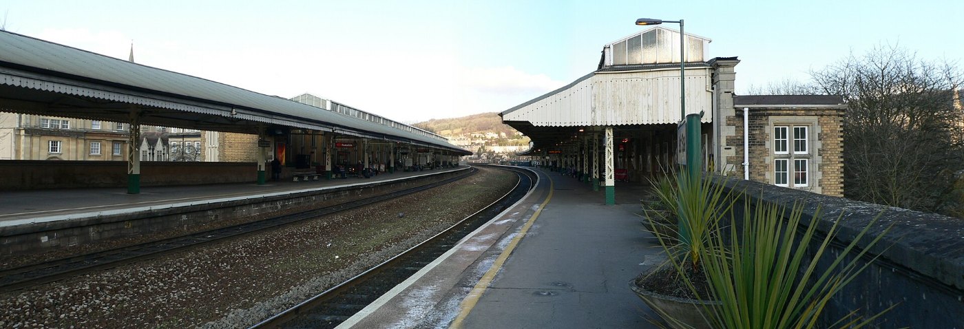 Bath Spa railway station view from the west end 05
