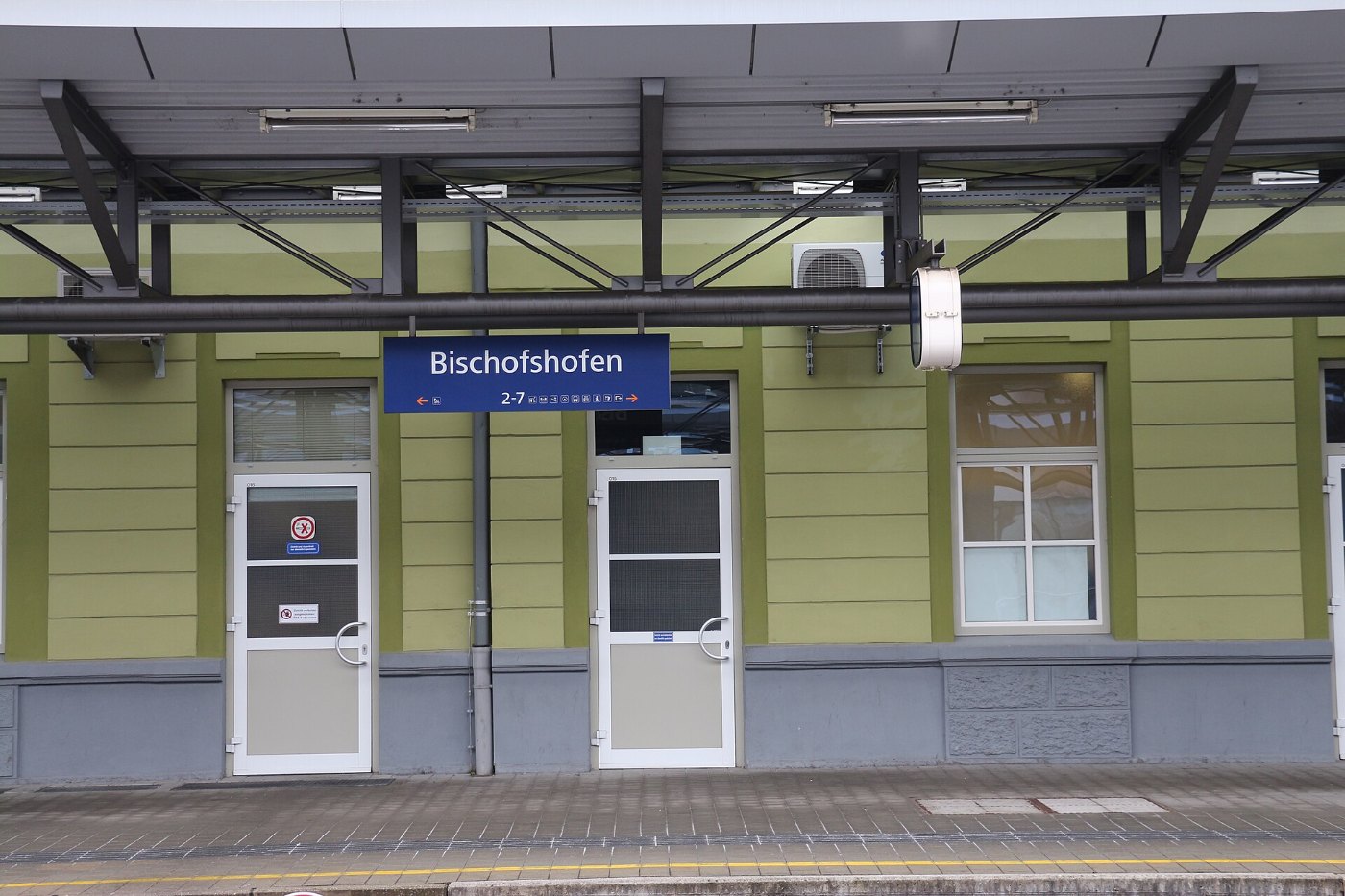 Bahnhof Bischofshofen 03