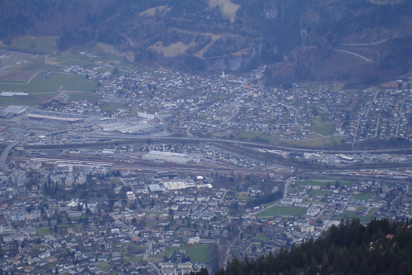 Bahnhof Bludenz und Containerterminal