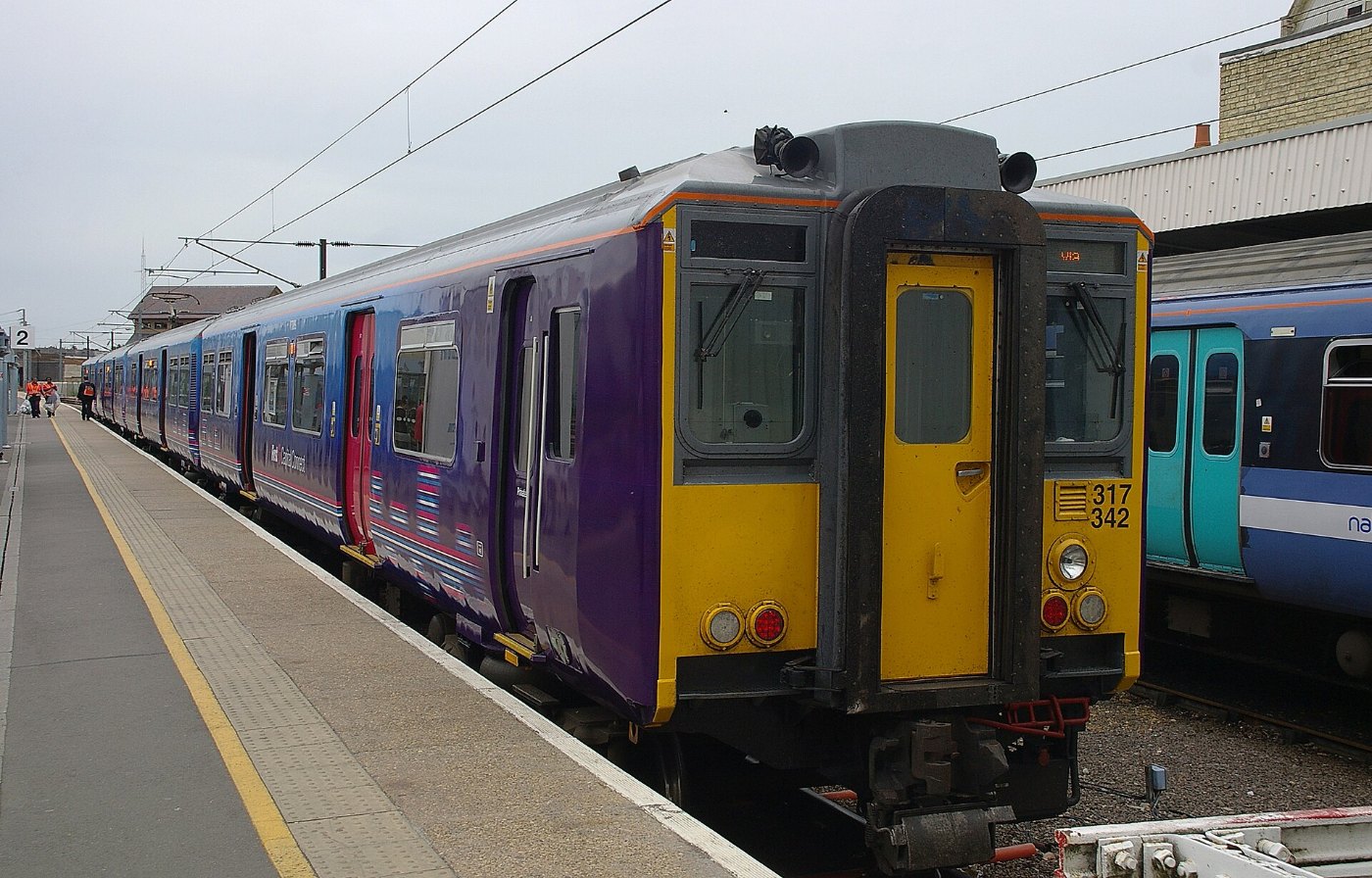 Cambridge railway station MMB 08