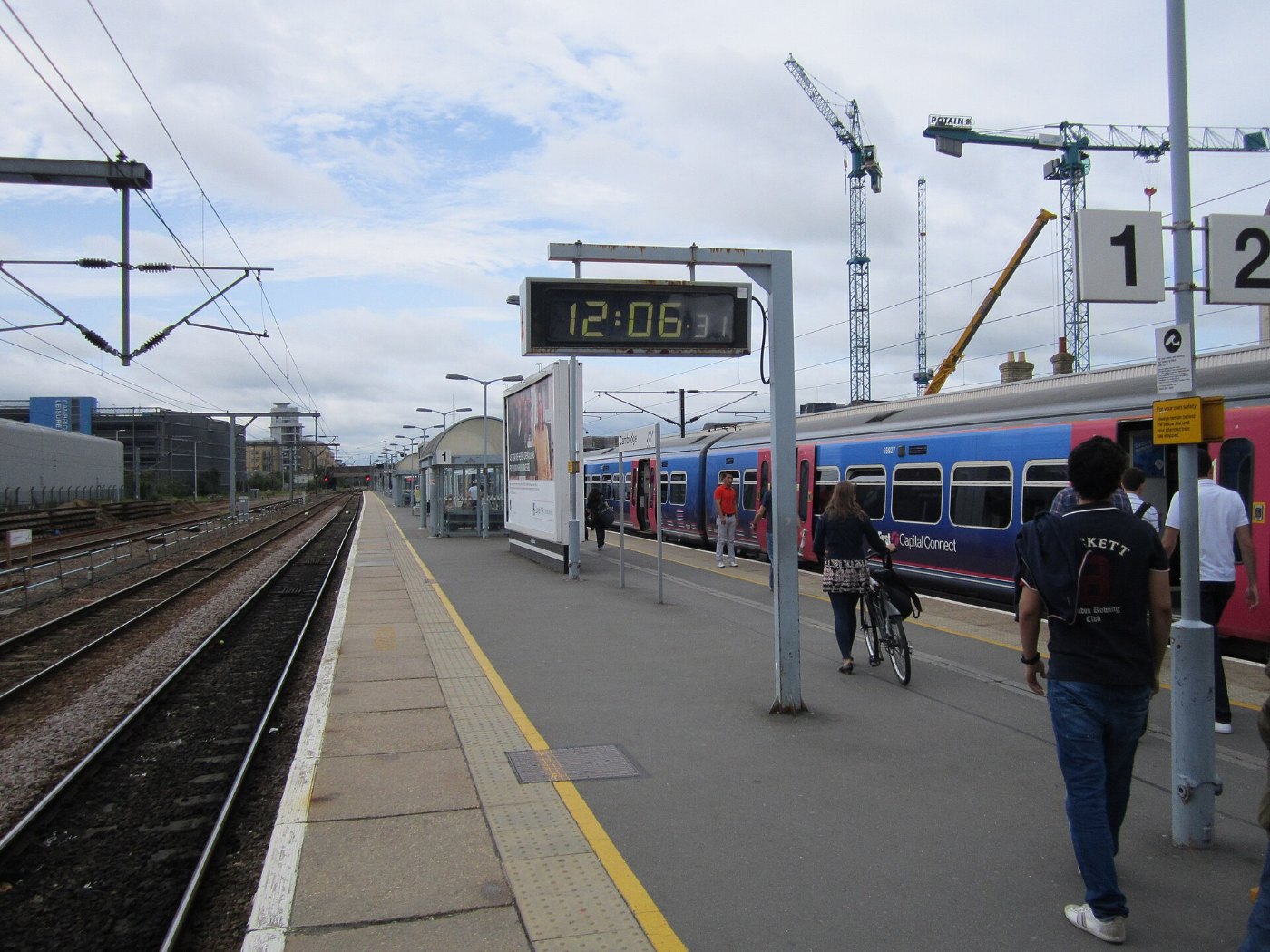 Cambridge railway station, England IMG 0601