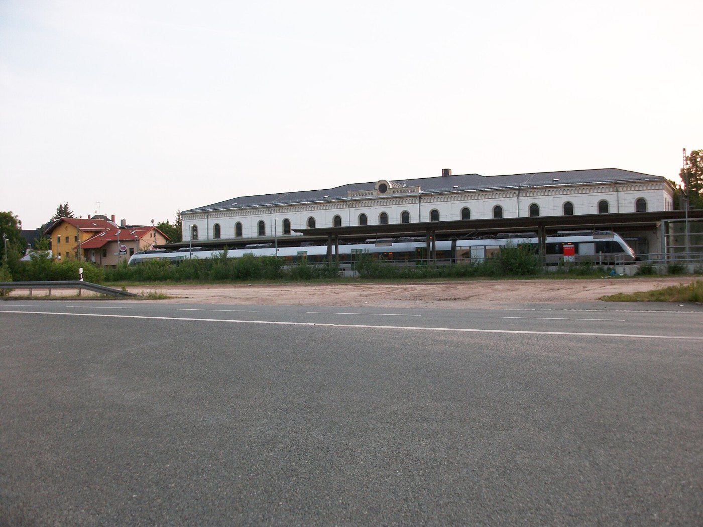 Bahnhof Crimmitschau mit S Bahn (1)