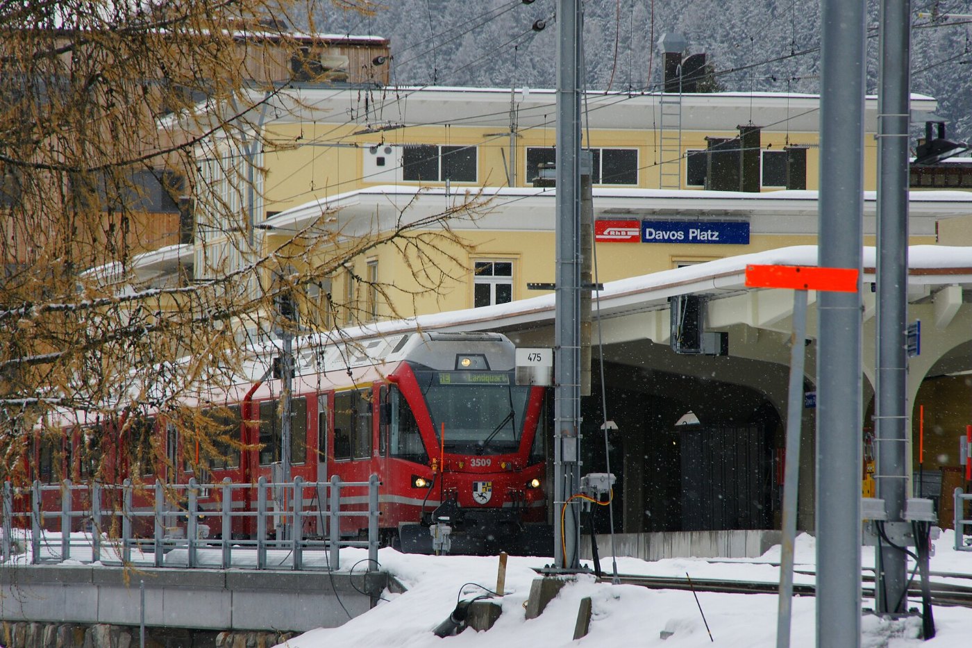Davos bahnhof davos platz rhb