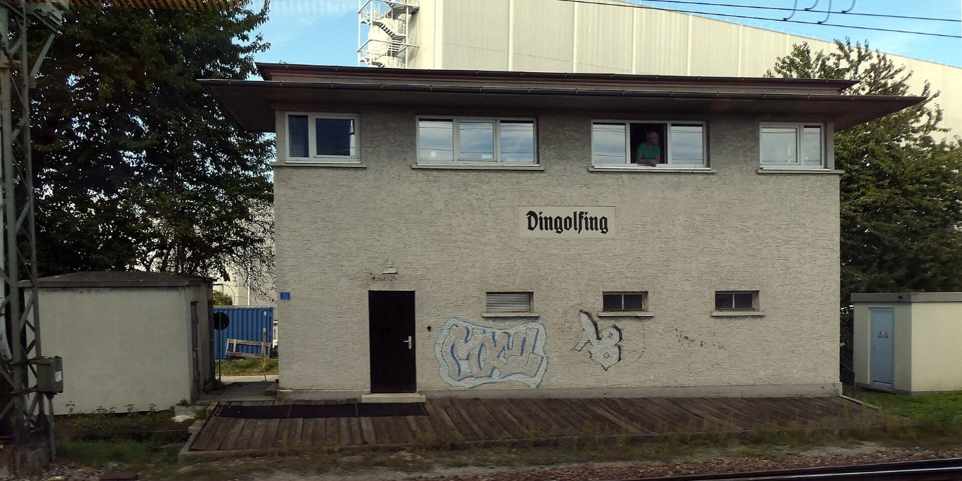 Dingolfing, Bahnhof, 2