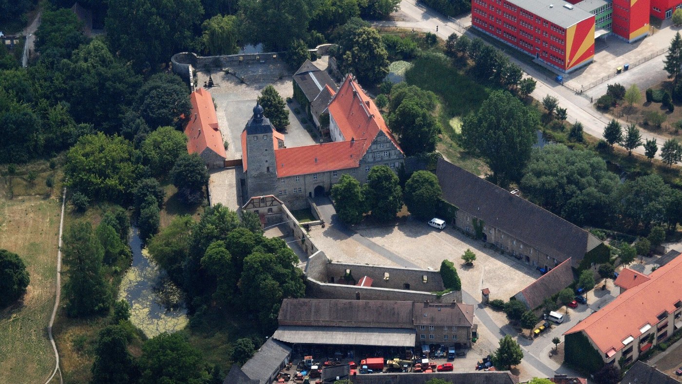 Wasserburg Egeln 004