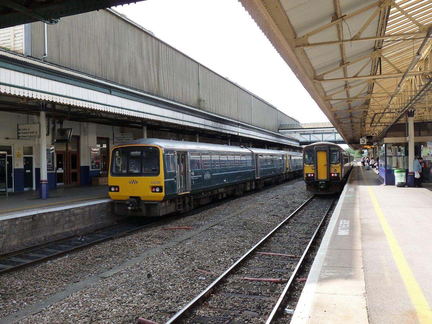 Exeter St Davids railway station 2018 3