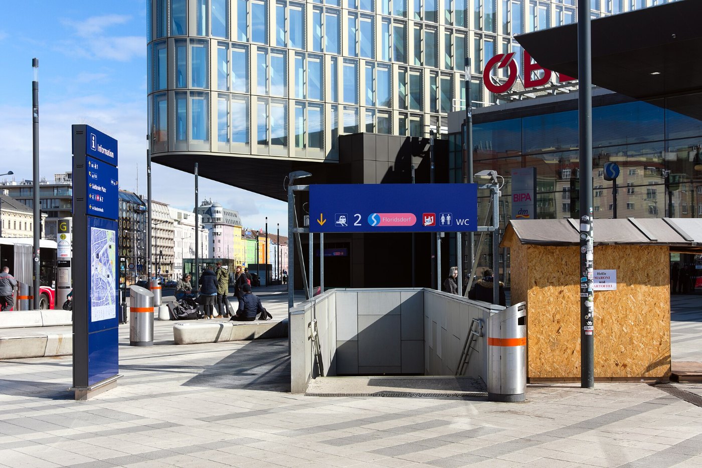 Wien Hauptbahnhof Alter Abgang Vorplatz