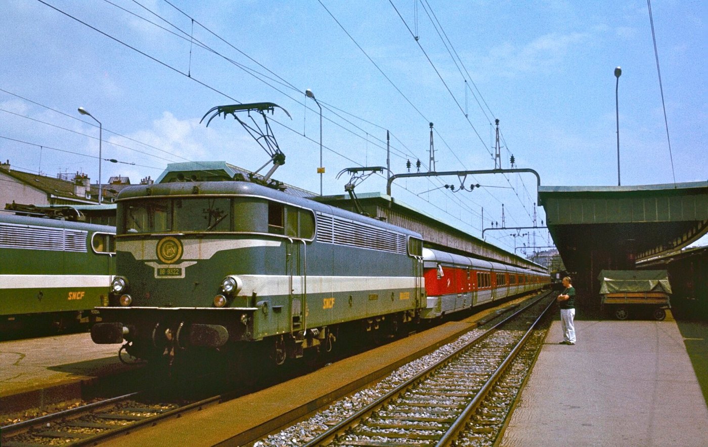 TEE Catalan Talgo at Geneve Cornavin, 1979