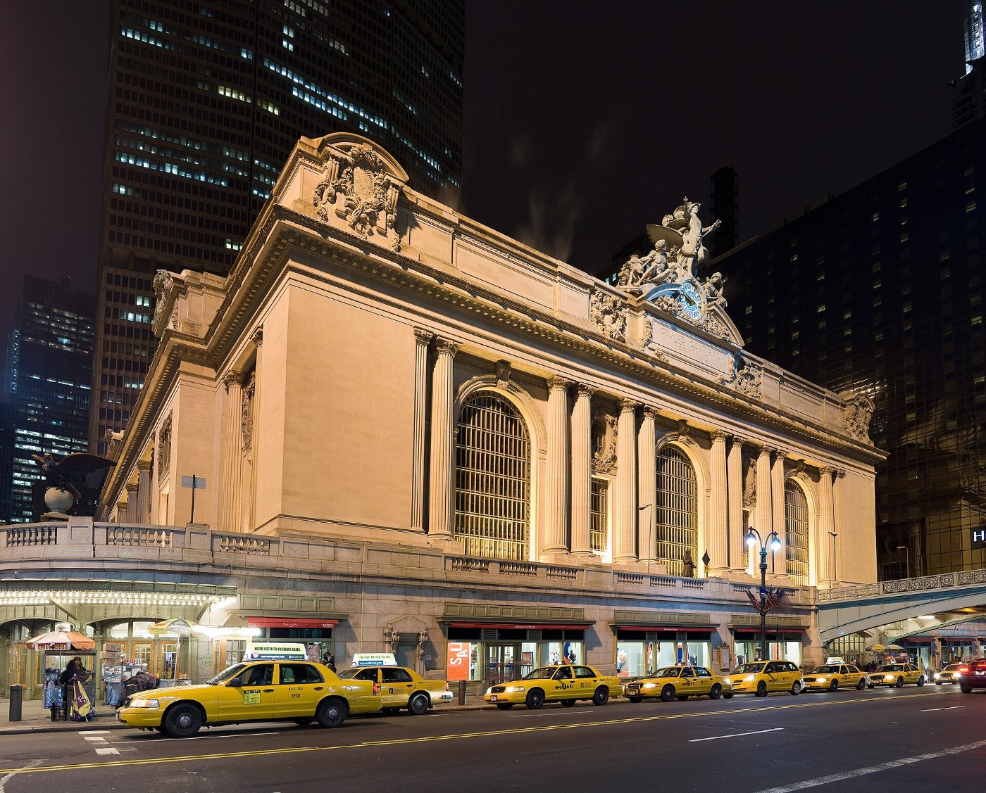 Image Grand central Station Outside Night 2