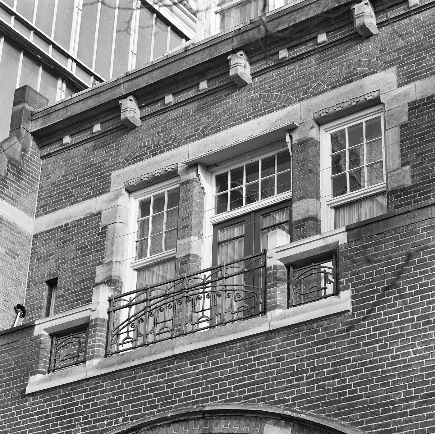 Detail zijgevel Haarlem RCE