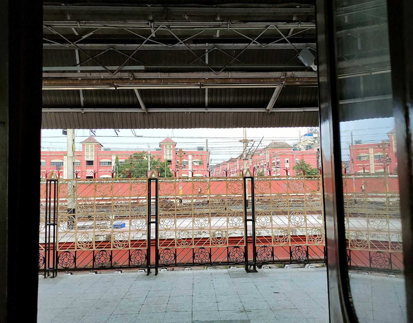 Howrah Junction Railway Station (Eastern Railway)