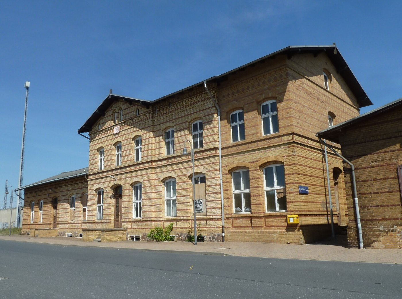 BfJessenStraßenseite