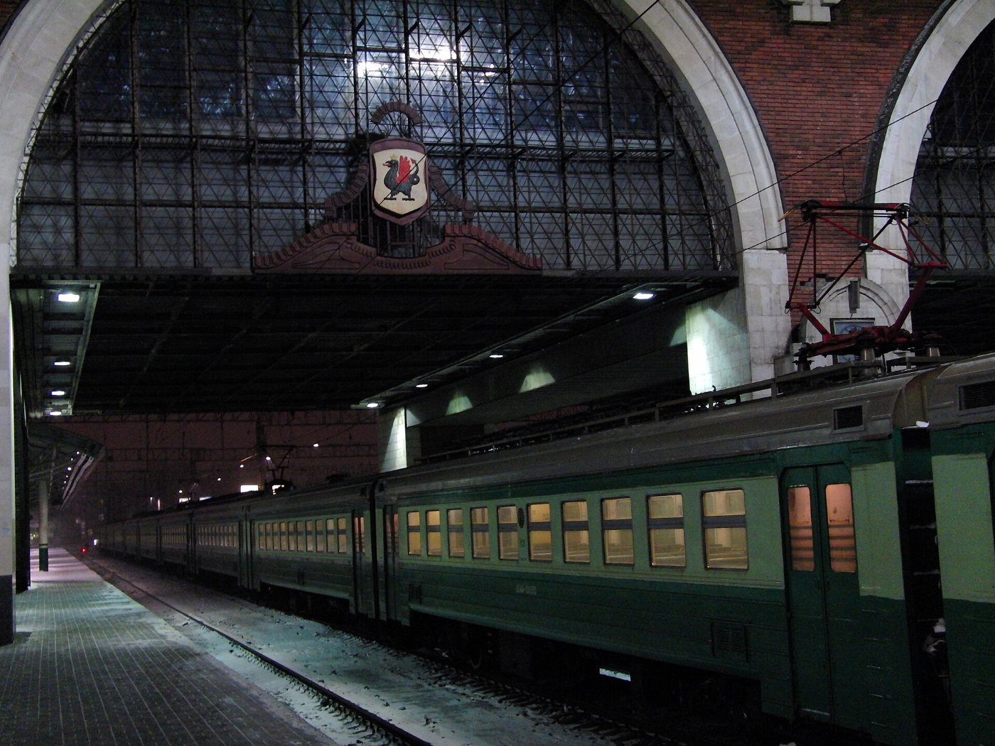 Kazansky Rail Terminal, ED4M local train (Казанский вокзал, электричка Э
