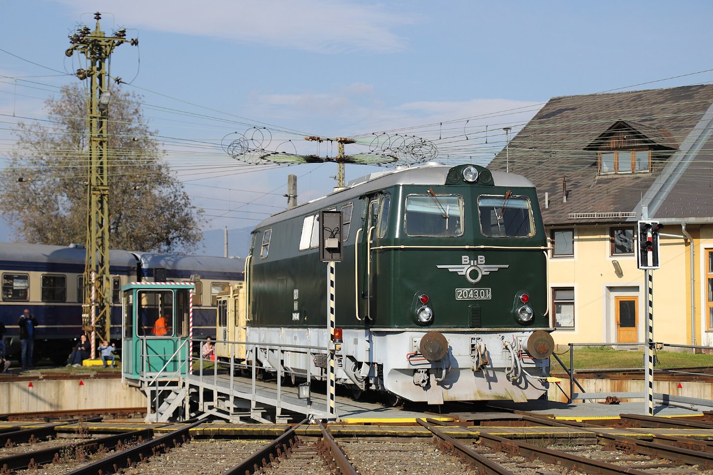 ÖBB 2043 01 gruen knittelfeld 2018 10 20