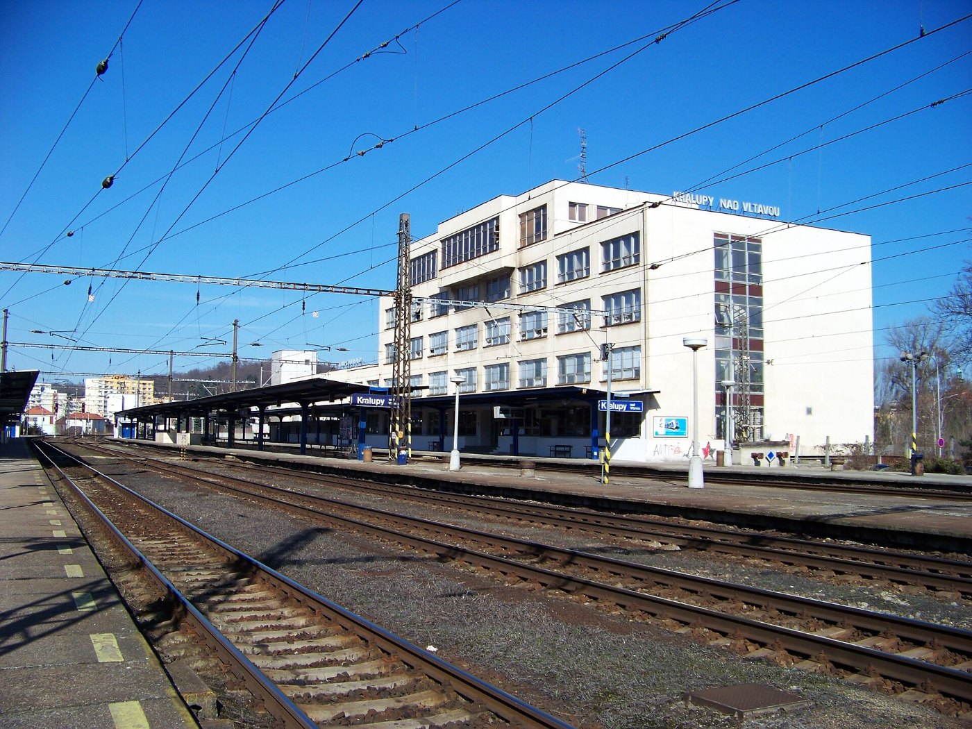Kralupy nad Vltavou, ze 3. nástupiště (01)