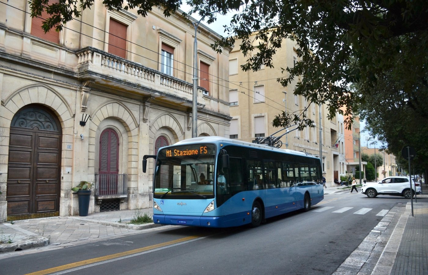 Lecce Van Hool trolleybus 12 on Viale Oronzo Quarta, on route M1 (2022)
