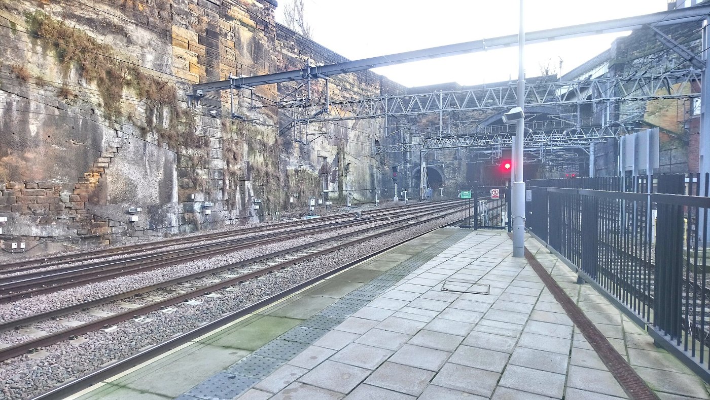The cutting into Liverpool Lime Street station