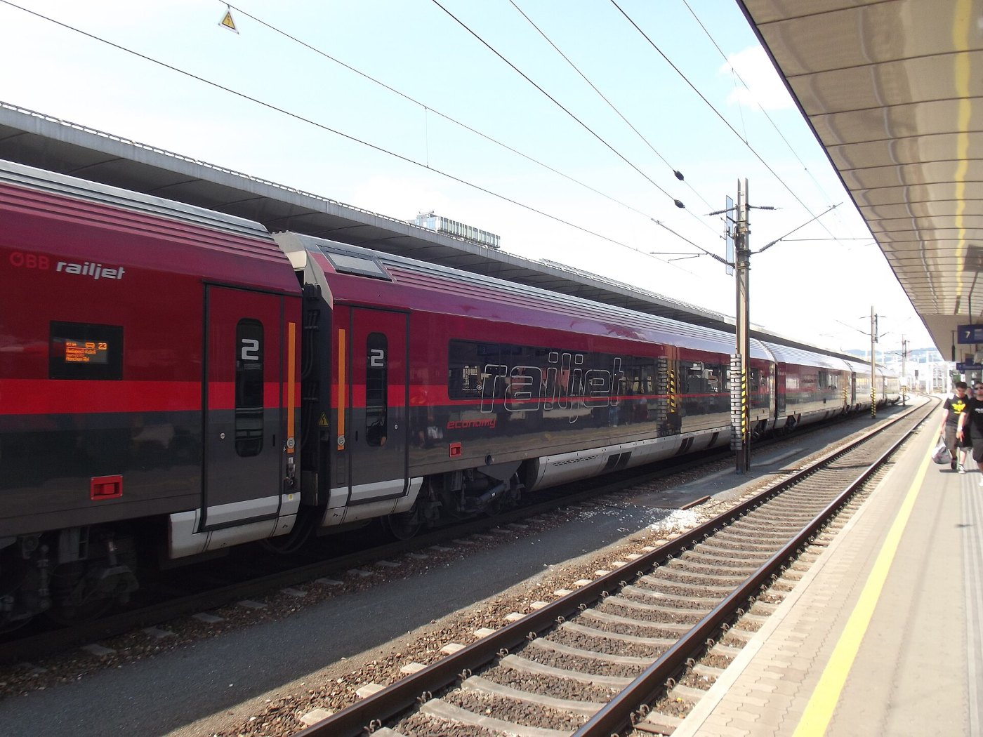 Linz Hauptbahnhof 2014 II