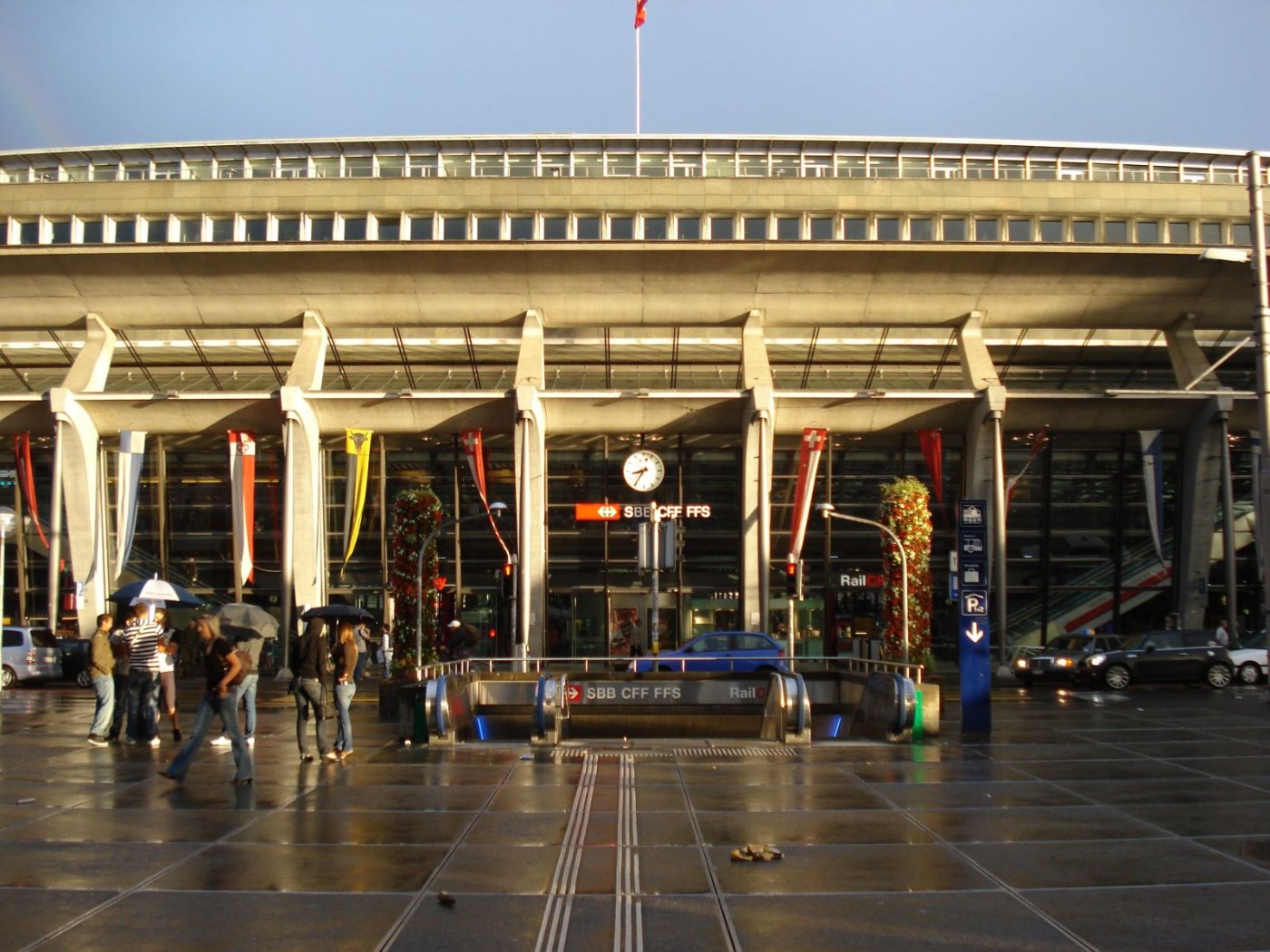 Bahnhof luzern front