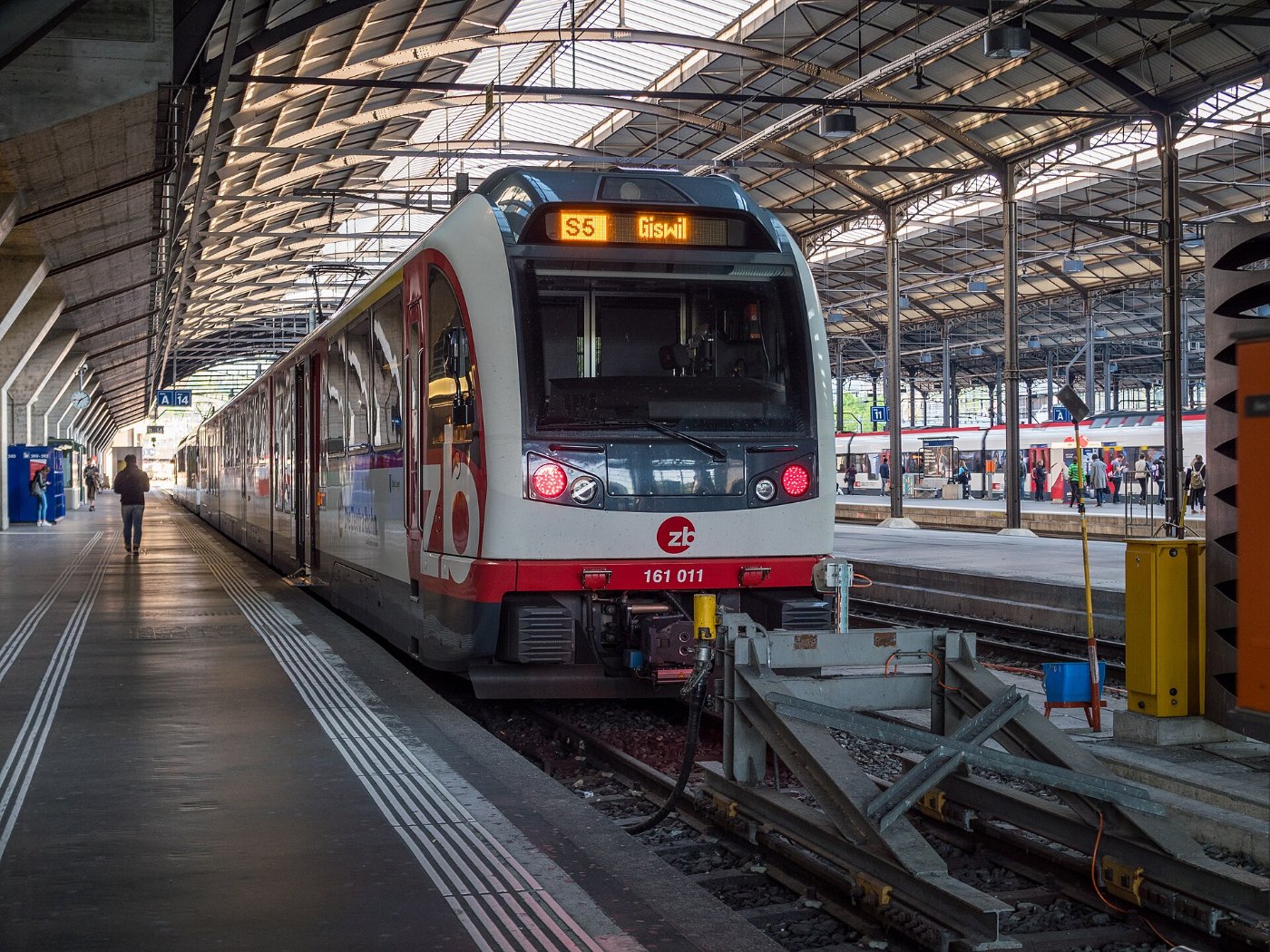 Bahnhof Luzern S5 (Zentralbahn) nach Giswil