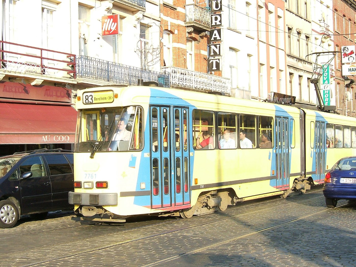 Trams in Ropsy Chaudron street, Anderlecht ()
