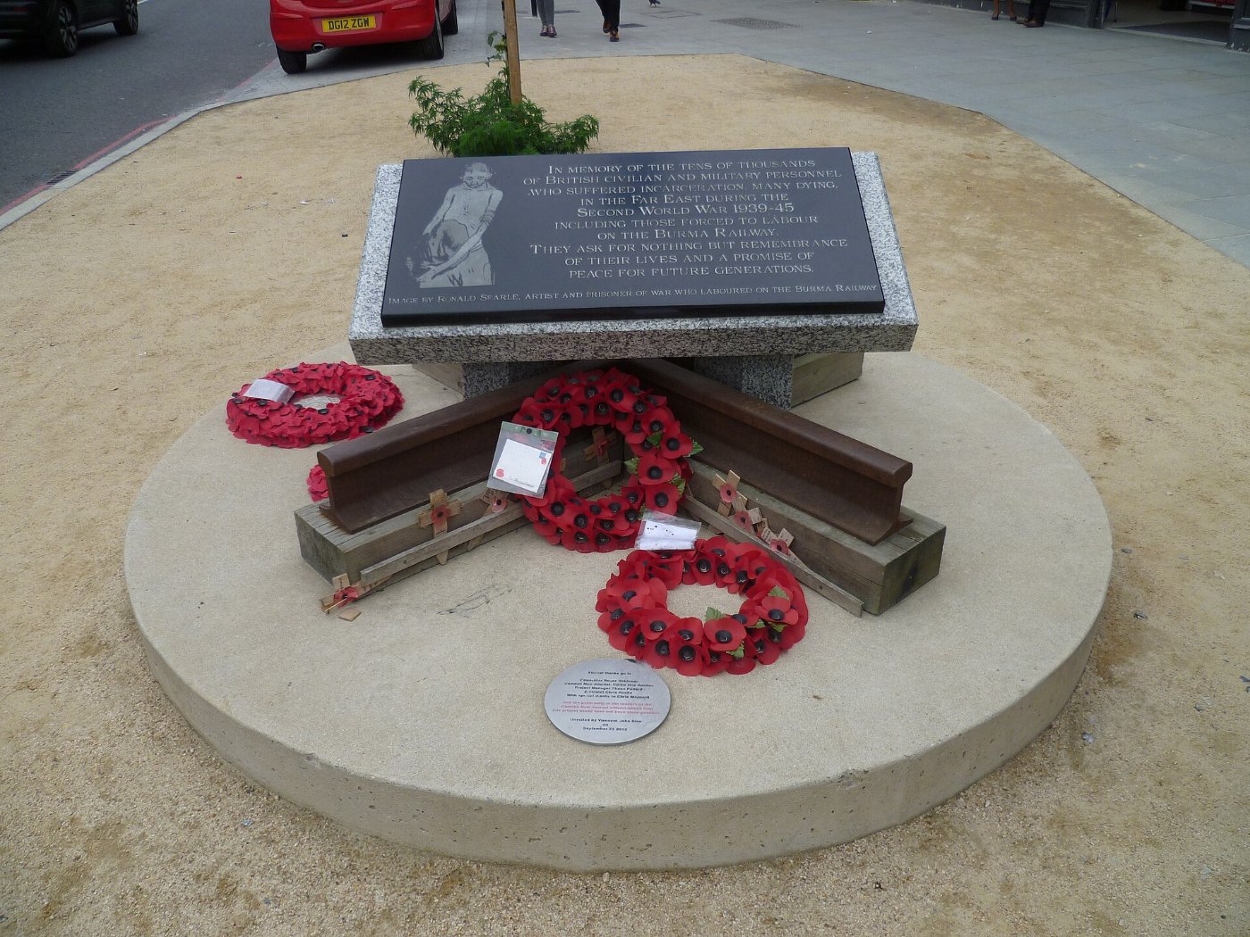 Burma Railway memorial Camden High Street 01
