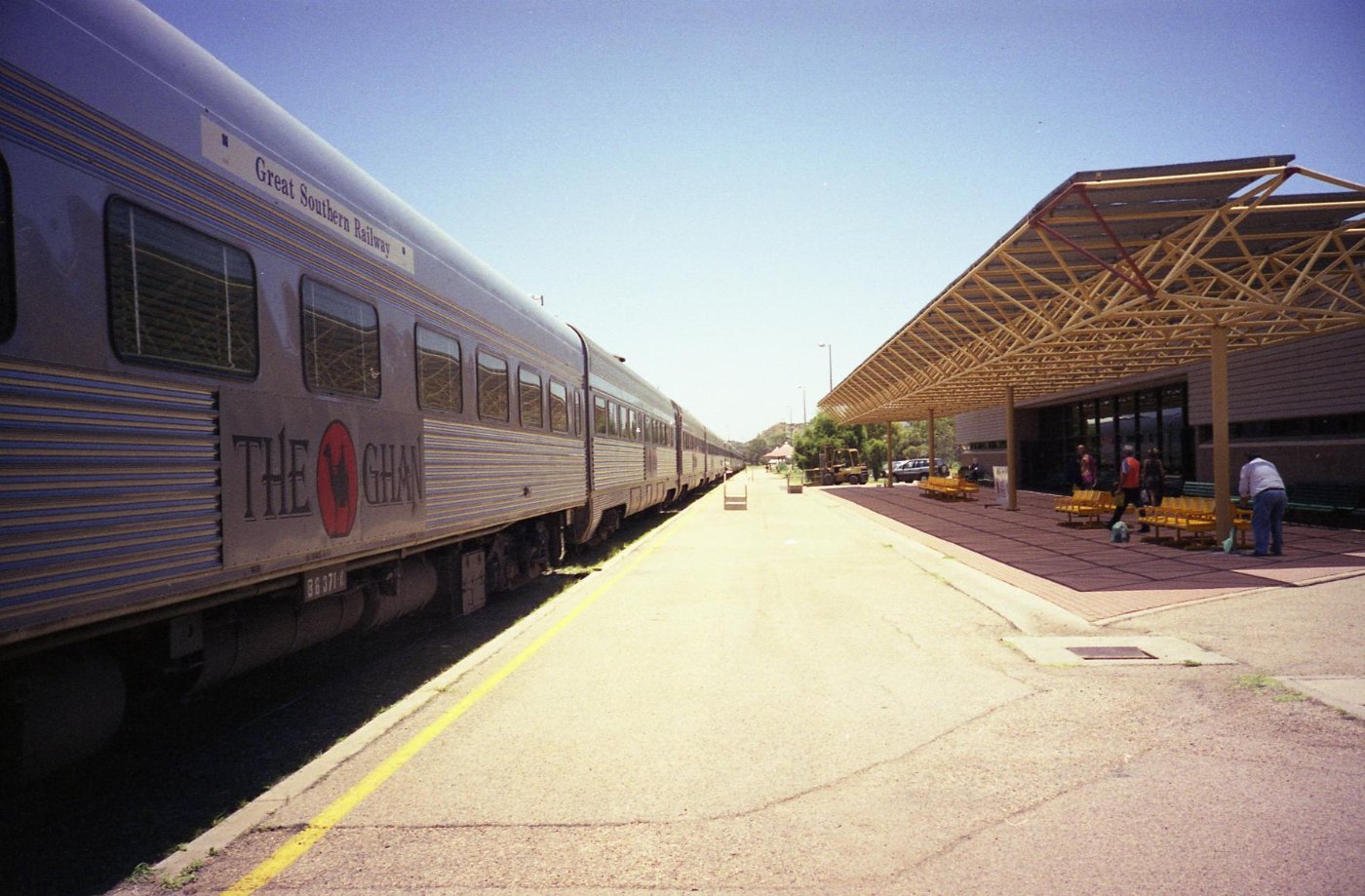 The Ghan next to Darwin railway terminal in 2002