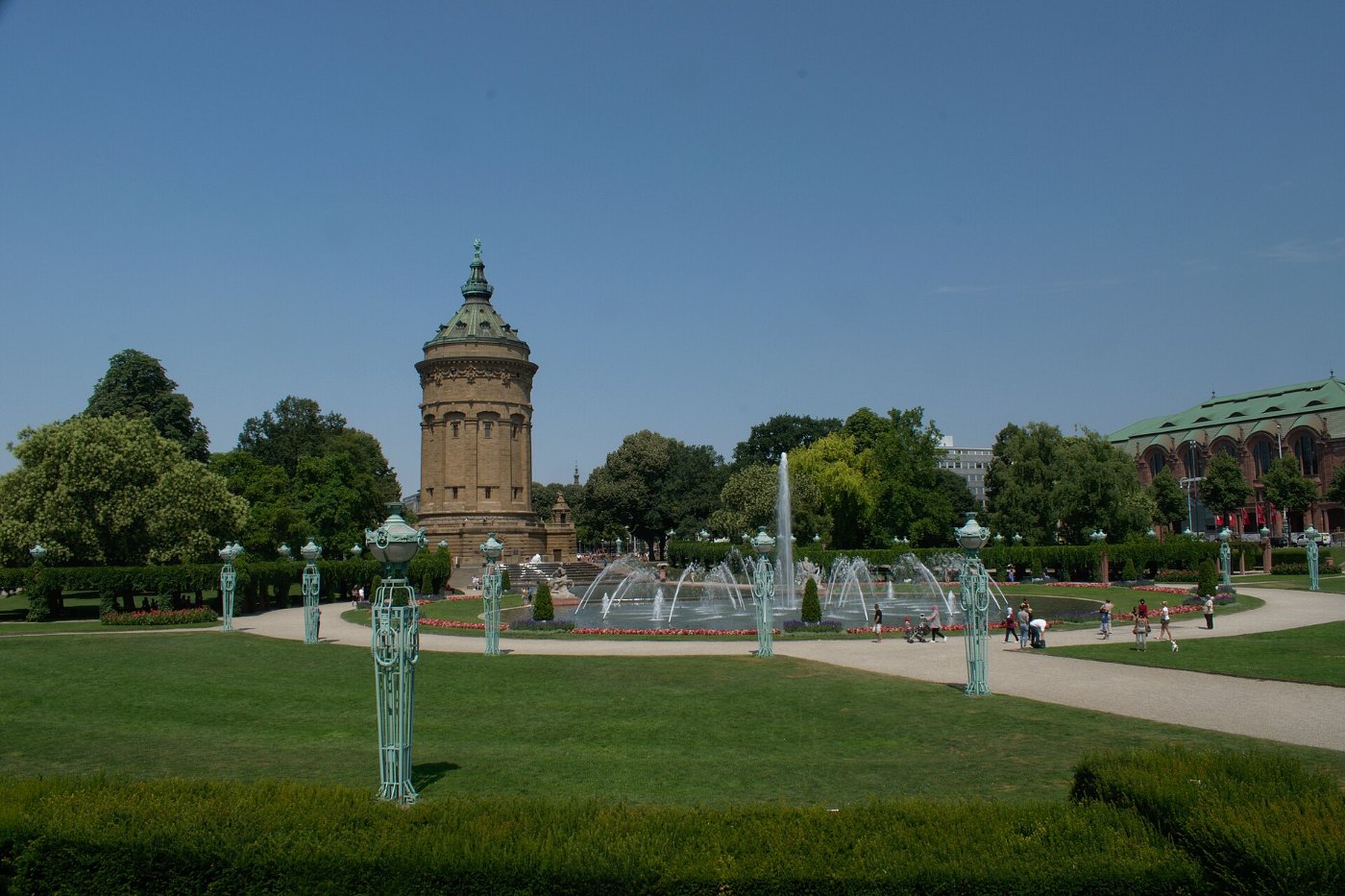 Der Mannheimer Wasserturm, das Wahrzeichen der Stadt