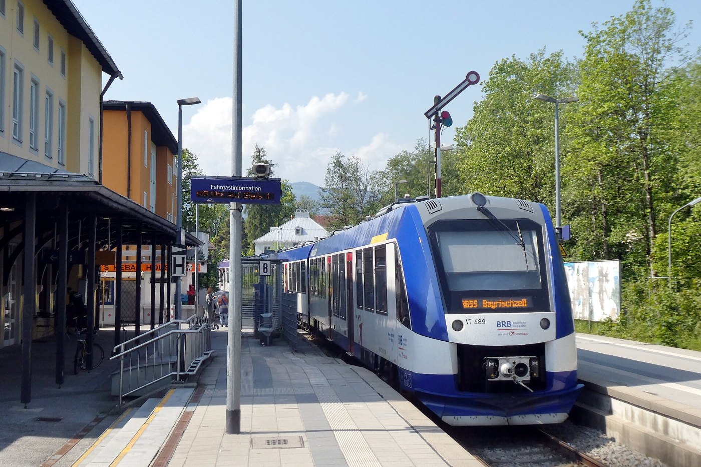 Miesbach, Bahnhof, Hausbahnsteig, 1