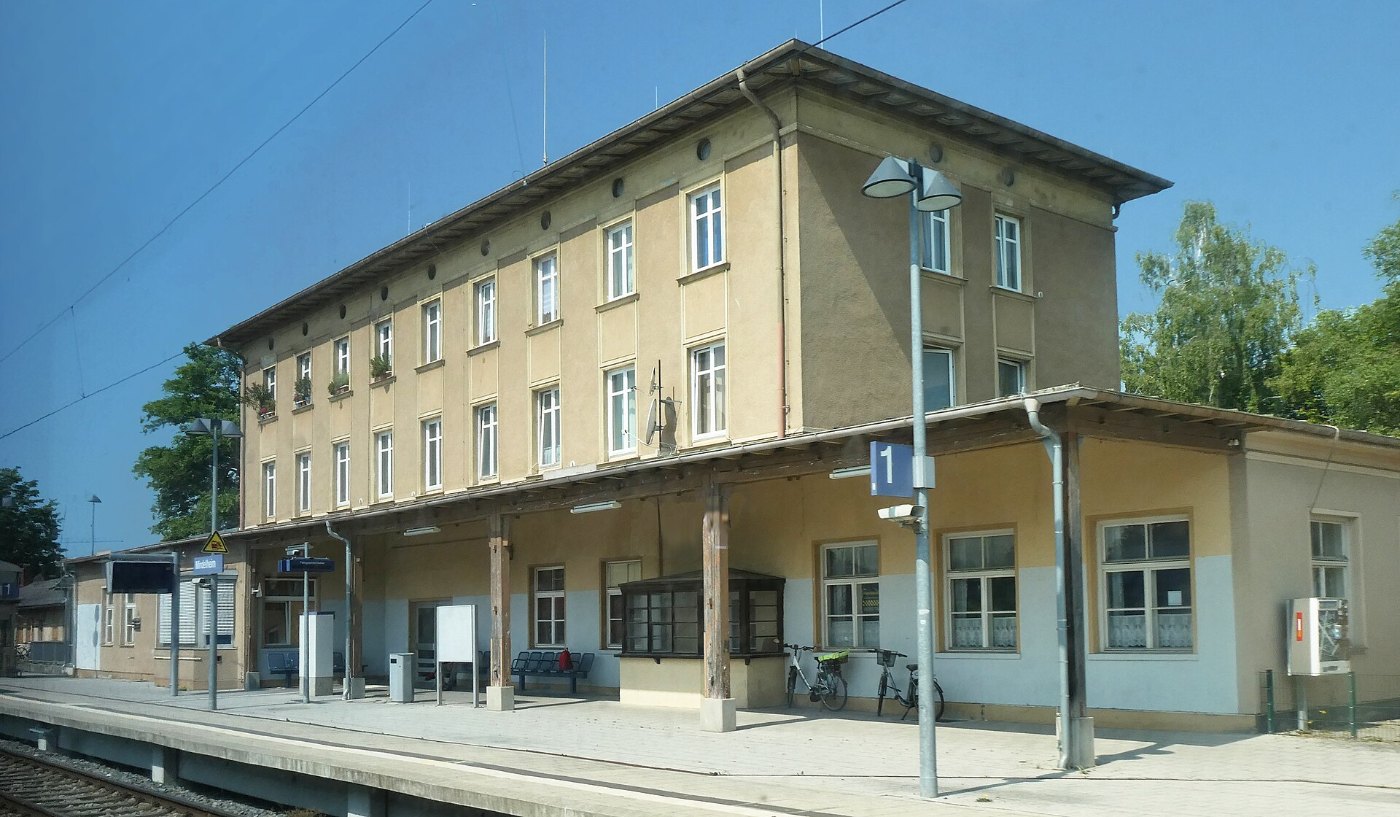 Bahnhof Mindelheim, Gleisseite, 3