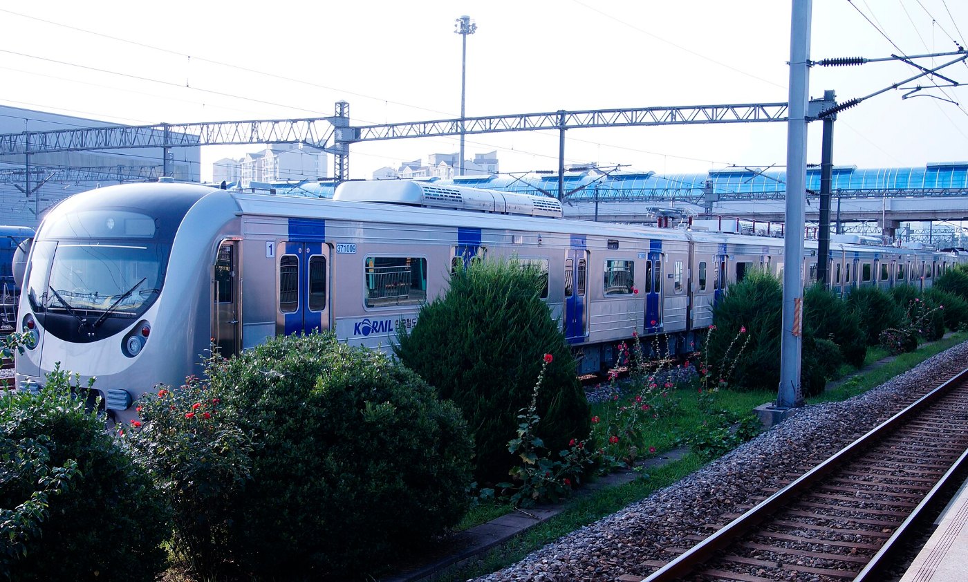 Korail Class train 371x09
