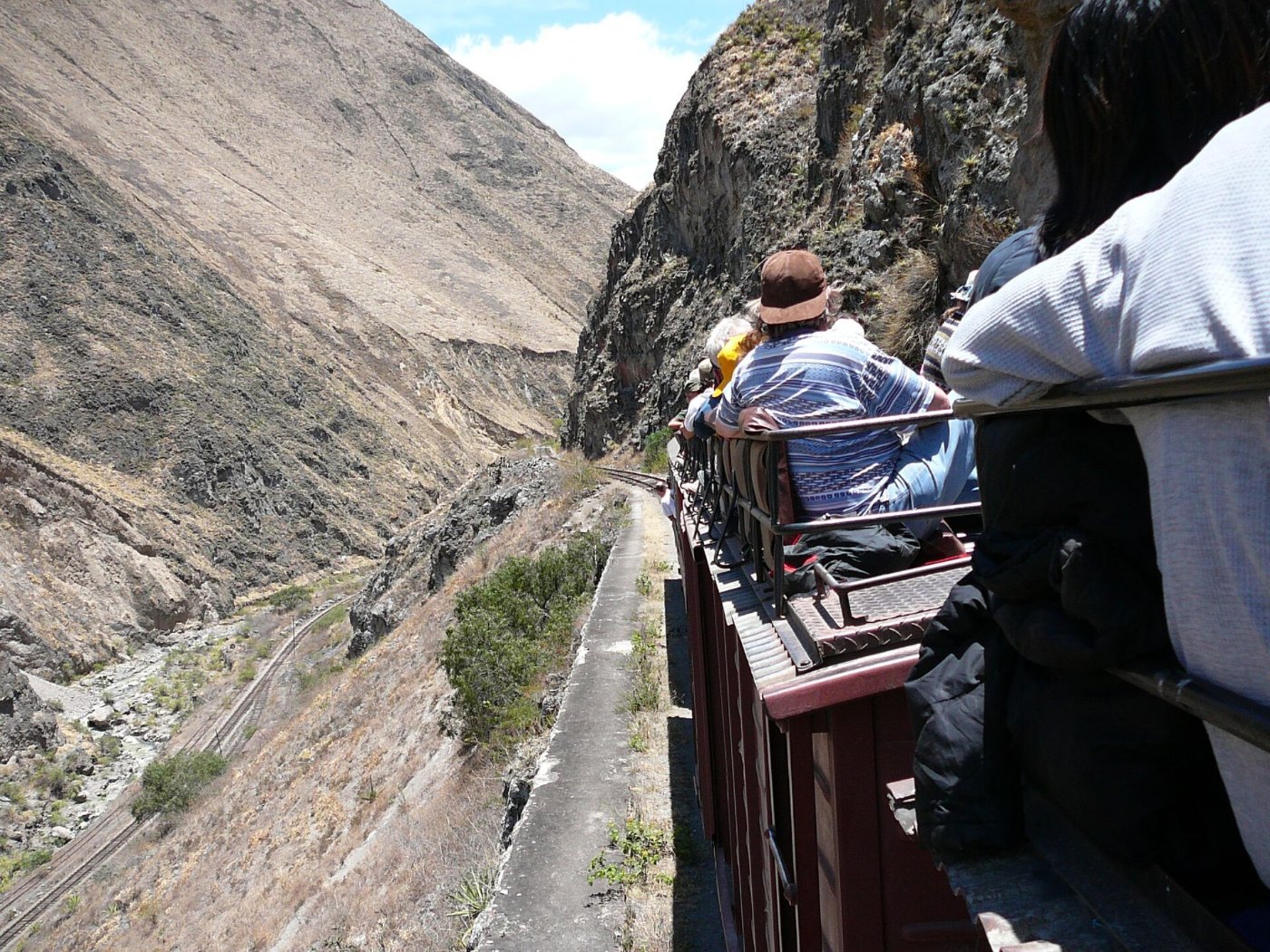Bahnstrecke mit Spitzkehren an der Teufelsnase in Ecuador