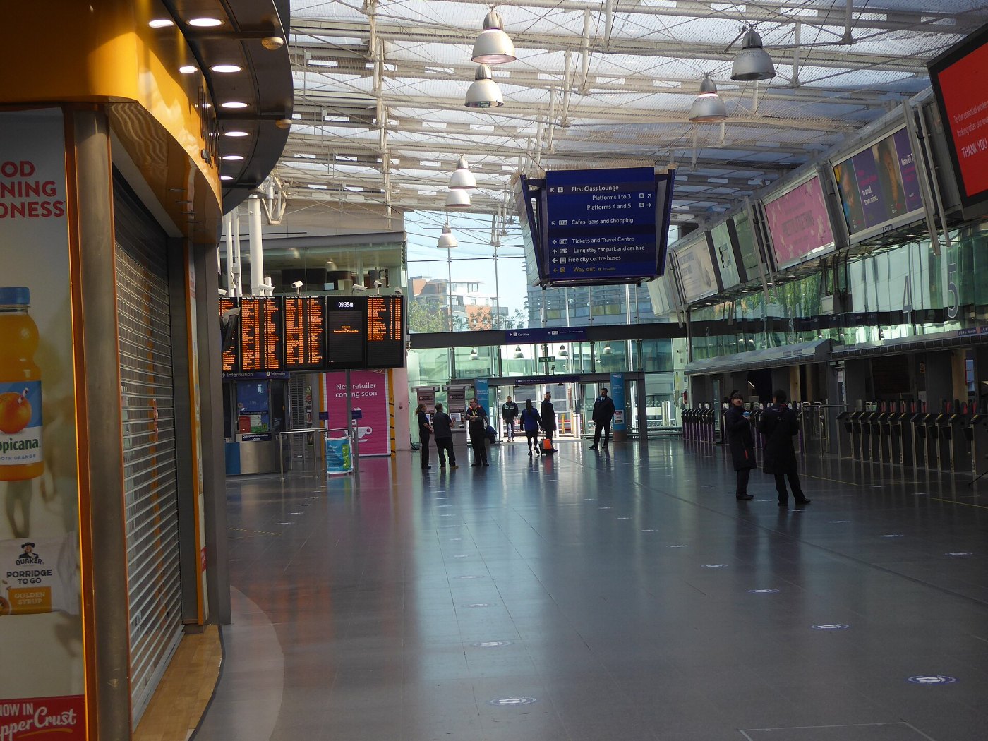 Manchester Piccadilly station, May 2020 (04)
