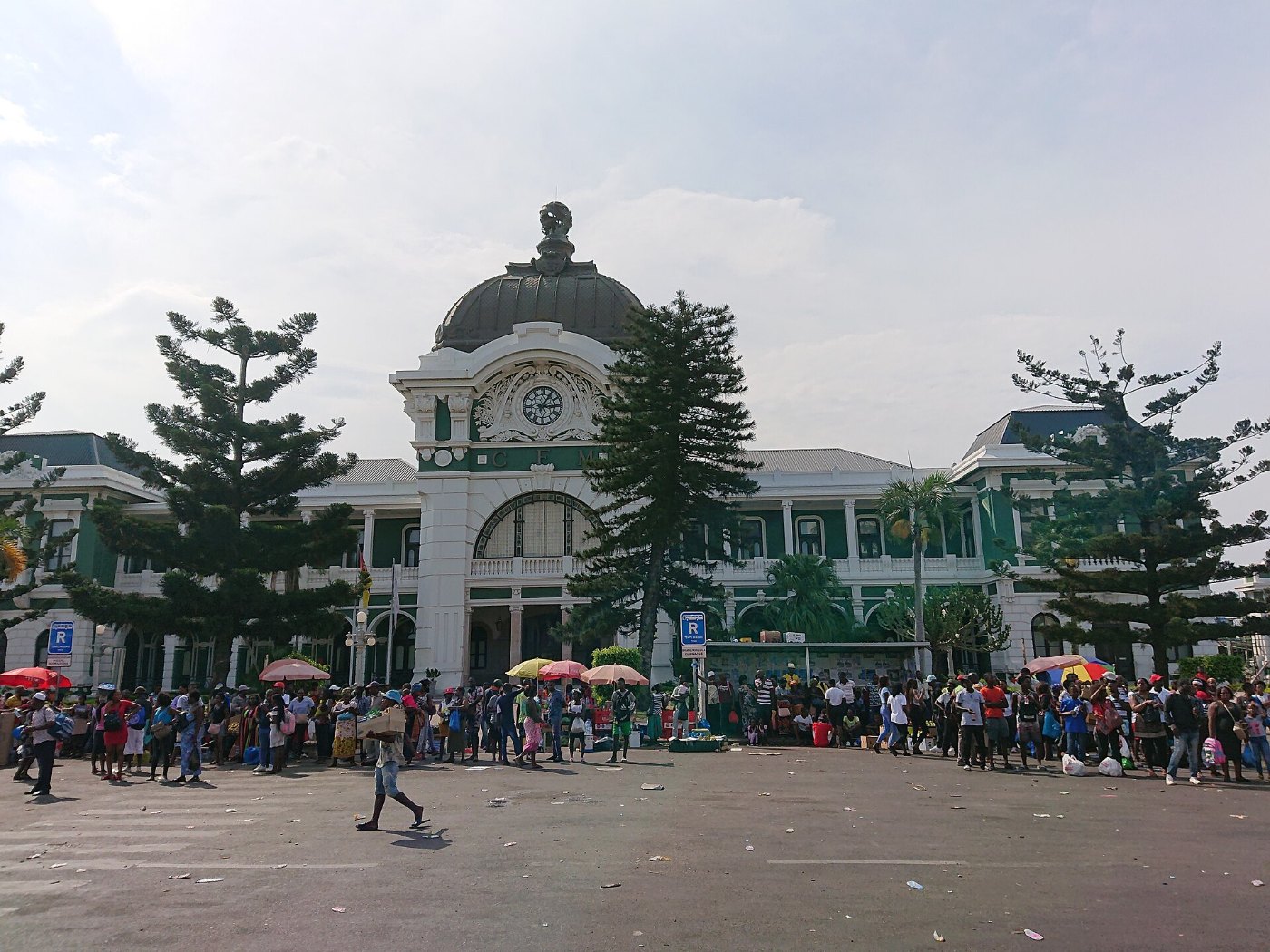 Maputo Railway Station and bus stop
