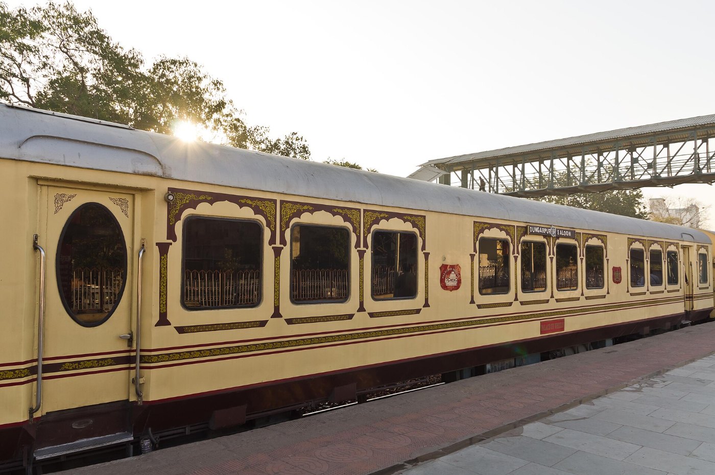 Reich verzierter Wagen des Palace on Wheels