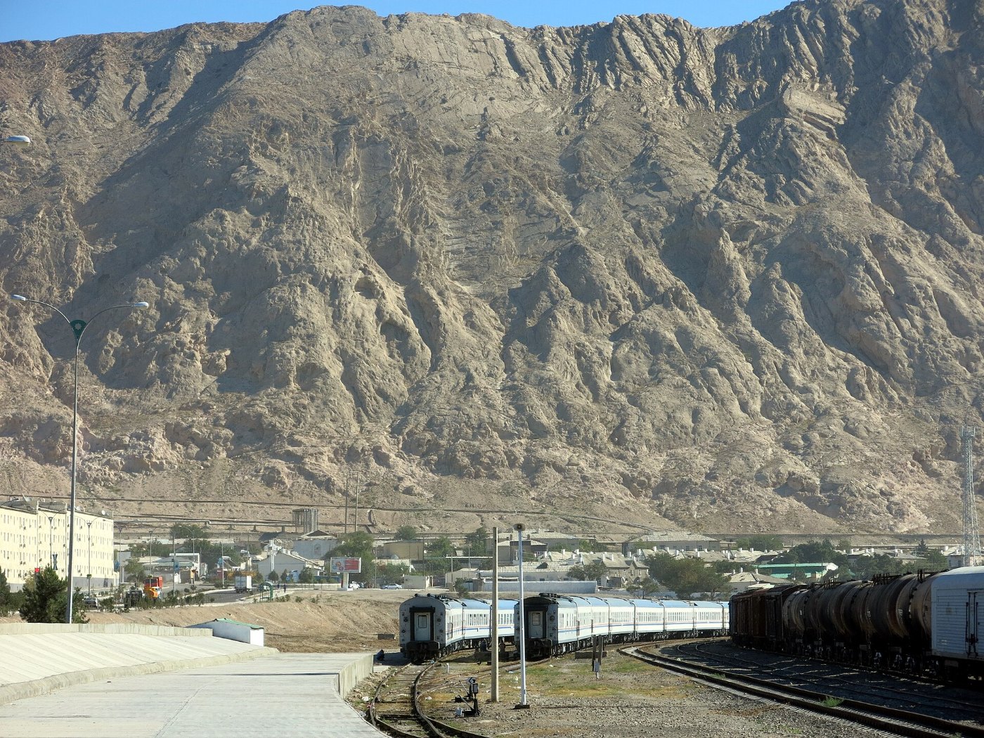Endpunkt der transkaspischen Eisenbahn in Turkmenbaschy