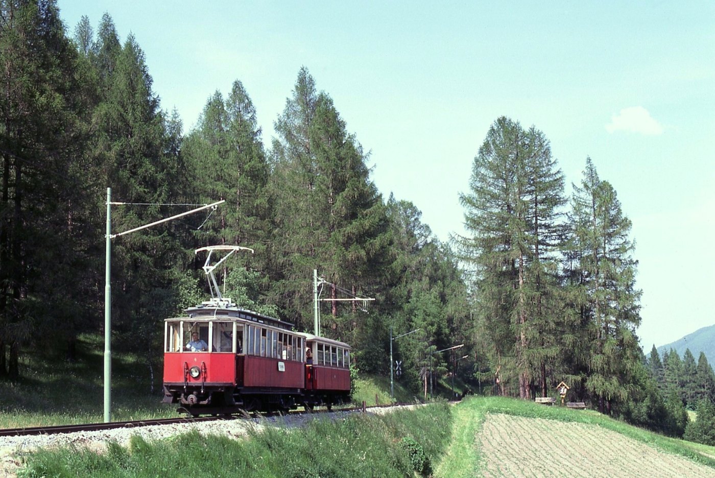 Stubaitalbahn Wechselstrom with one trailer