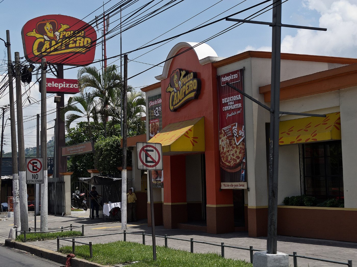 Pollo Campero San Salvador ca FENADESAL 2012