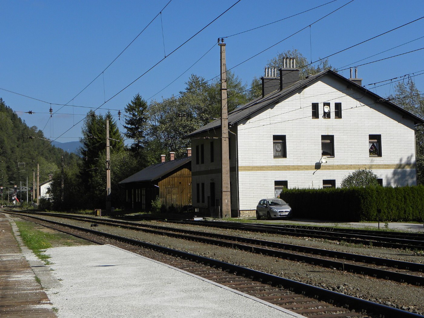 Semmering Semmeringbahn Streckengebäude beim Bahnhof Semmering