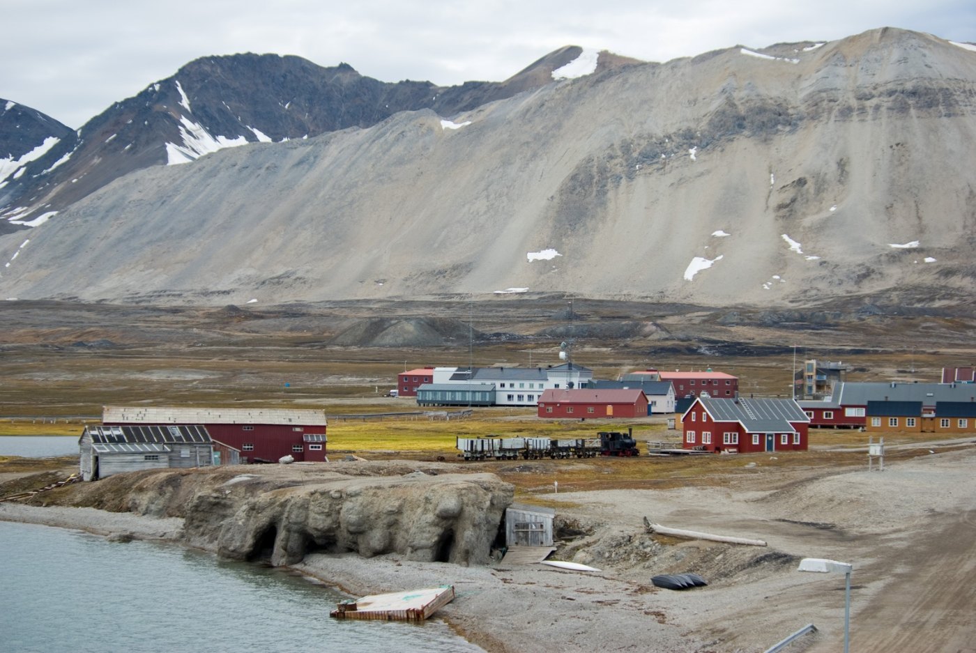 Ny Ålesund buildings