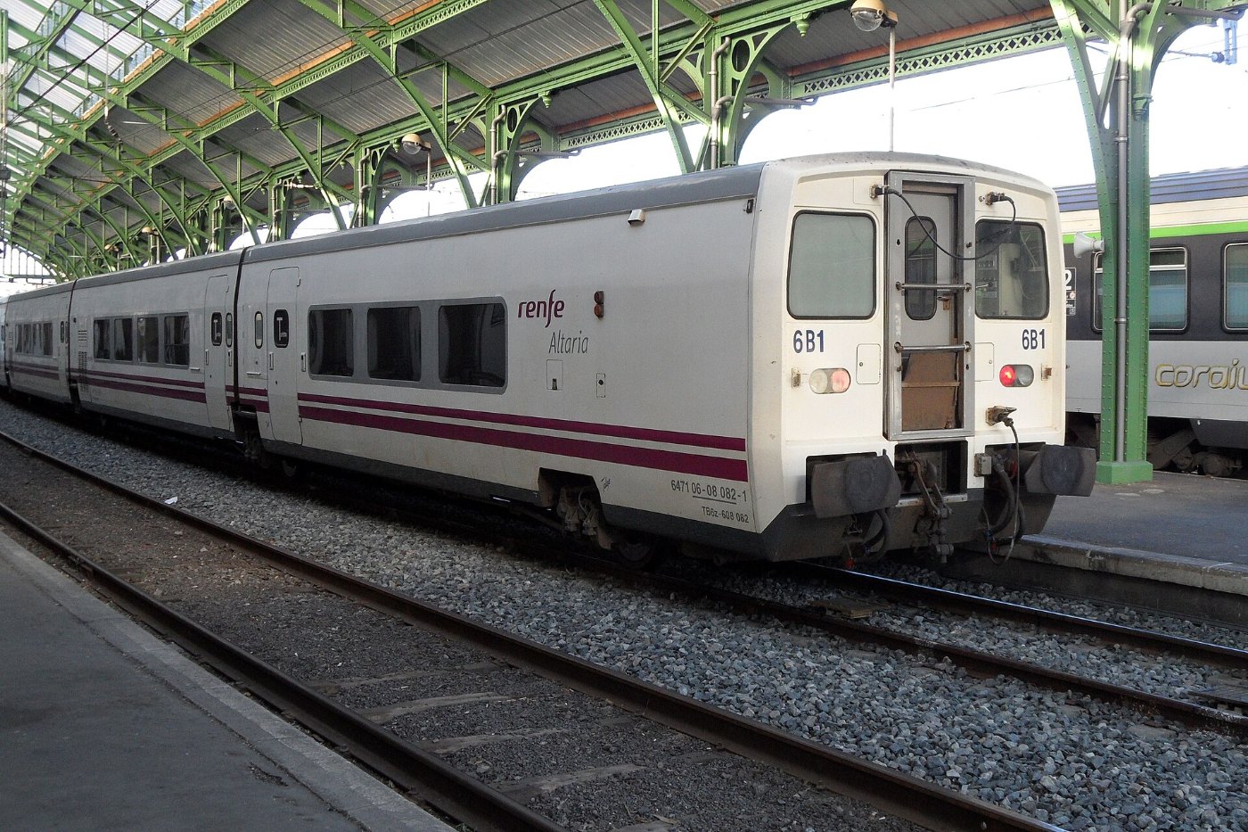 S3375 Bf Cerbère, Talgo Endwagen TB6z 608 082