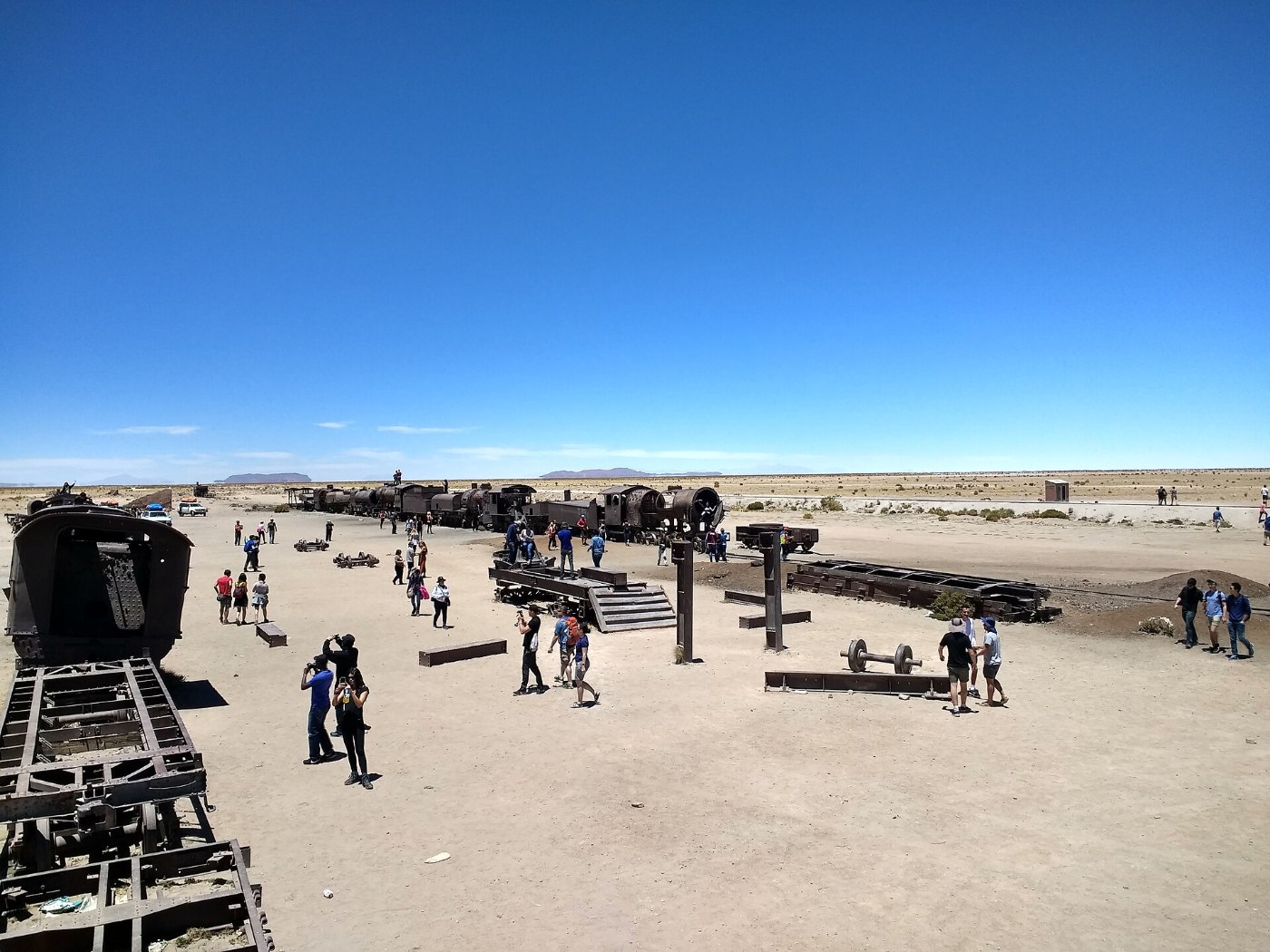 Tourists at Uyuni train cemetery